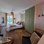Victoria - D'hotes Avec Table D'hotes-parking Prive Ferme Bed & Breakfast
