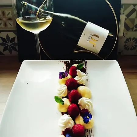 Victoria - D'hotes Avec Table D'hotes-parking Prive Ferme 住宿加早餐酒店